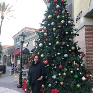 Meet your Posher, Hani